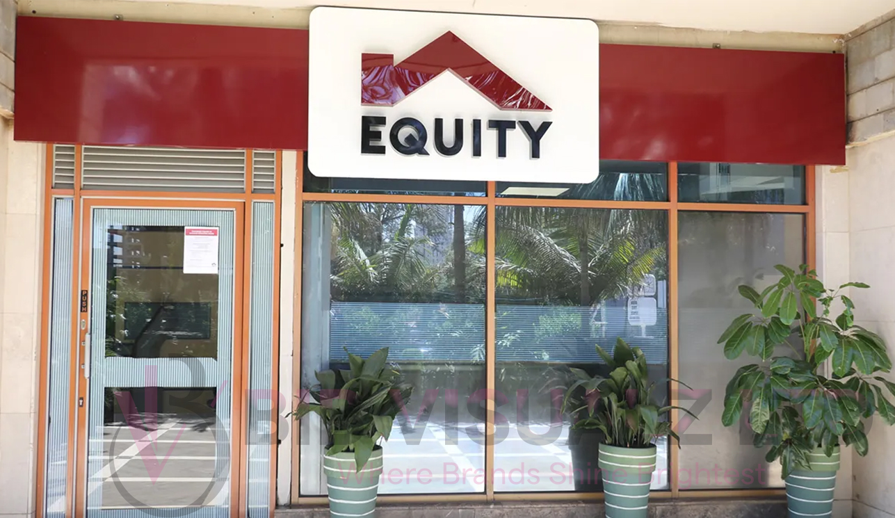 EQUITY PYLON SIGNAGES. LOBYY